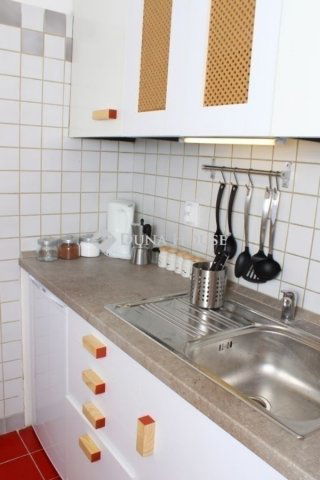 Eladó téglalakás, Budapesten, VI. kerületben 64 M Ft, 2 szobás