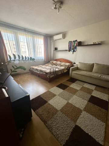 Eladó panellakás, Budapesten, XXI. kerületben 62 M Ft, 2 szobás