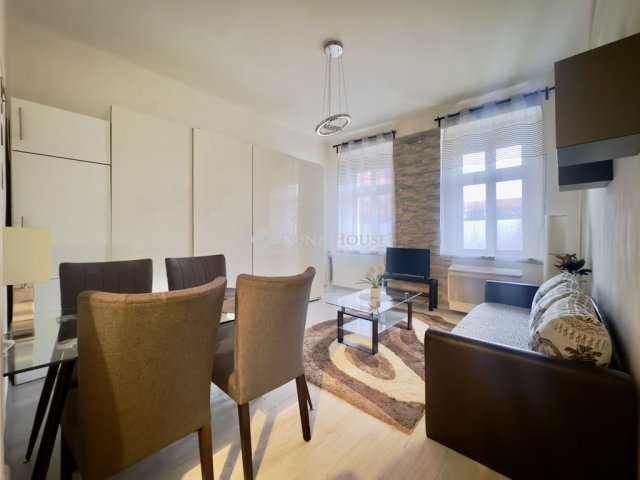 Eladó téglalakás, Budapesten, IV. kerületben 30 M Ft, 1 szobás