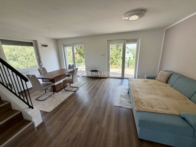 Eladó családi ház, Mohácson 59.99 M Ft, 4 szobás