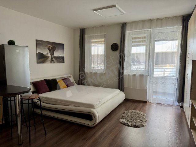 Kiadó téglalakás, albérlet, VIII. kerületben, Leonardo da Vinci utcában