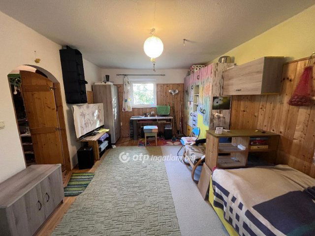 Eladó családi ház, Szegeden 54 M Ft, 2 szobás