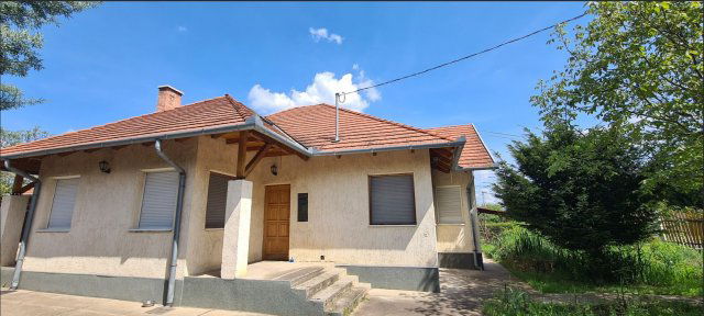 Eladó családi ház, Érden, Tárnoki úton 144 M Ft, 7 szobás