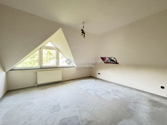 Eladó családi ház, Budapesten, XXII. kerületben 215 M Ft