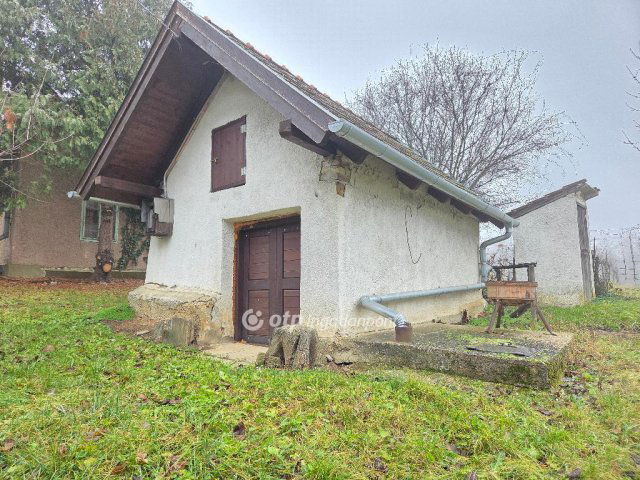 Eladó mezogazdasagi ingatlan, Lesencefaluban 10.9 M Ft