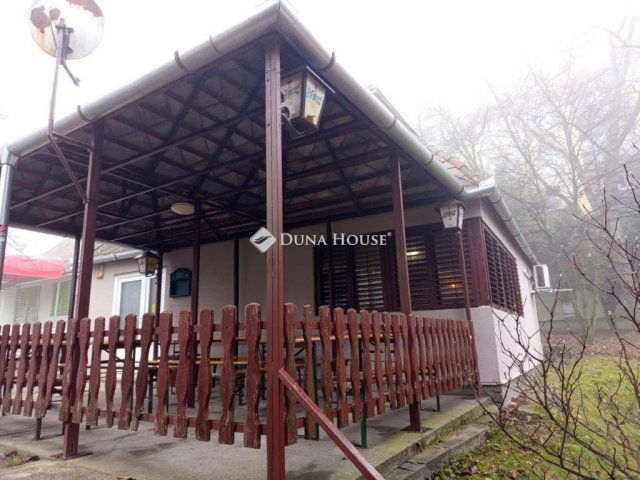 Eladó üzlethelyiség, Komlón 54.9 M Ft / költözzbe.hu