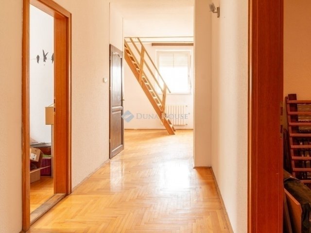Eladó családi ház, Budapesten, XVIII. kerületben 126 M Ft