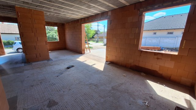 Eladó ikerház, Gödöllőn 125 M Ft, 5 szobás