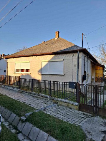 Eladó családi ház, Somogyjádon 32.5 M Ft, 3+1 szobás