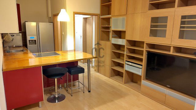 Eladó téglalakás, Budapesten, VIII. kerületben 79.5 M Ft