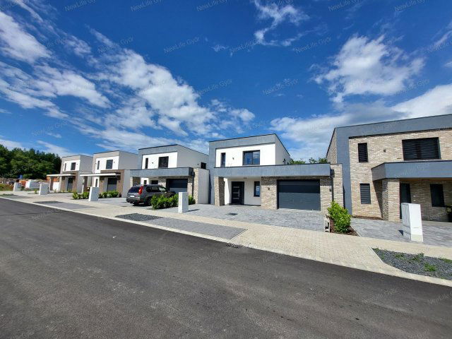 Eladó családi ház, Győrött 125 M Ft, 4 szobás