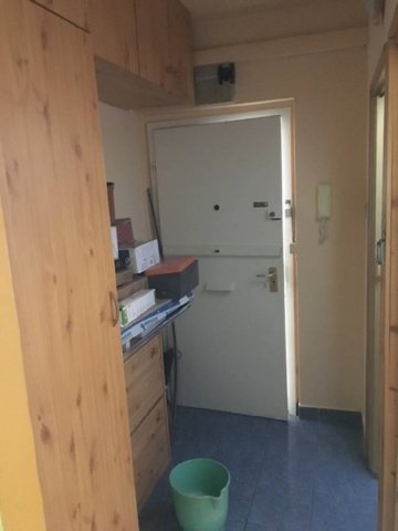 Eladó téglalakás, Dunaújvárosban 38 M Ft, 1+2 szobás