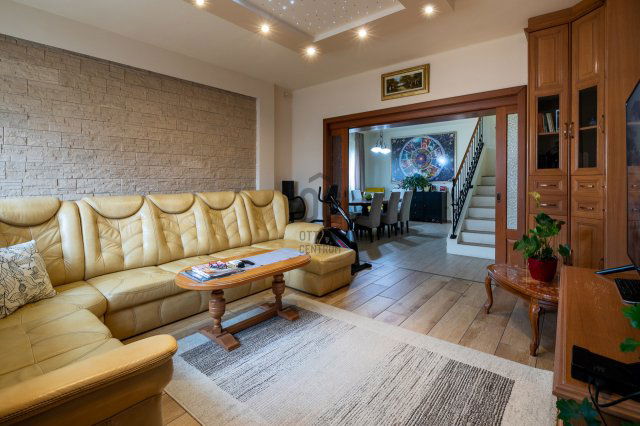 Eladó családi ház, Hajdúszoboszlón 159 M Ft, 5 szobás