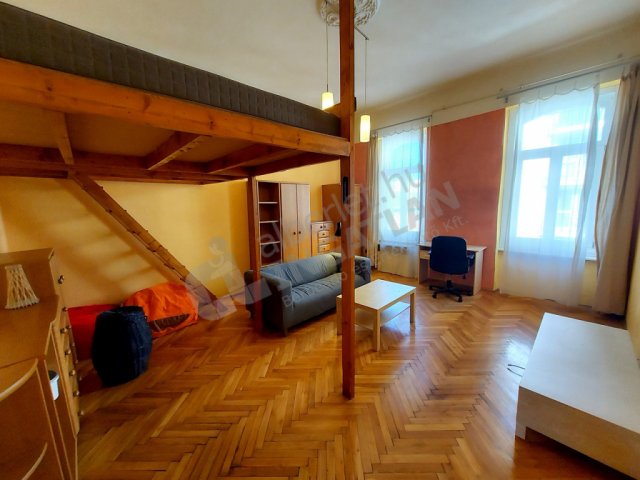 Kiadó téglalakás, albérlet, VII. kerületben, Marek József utcában