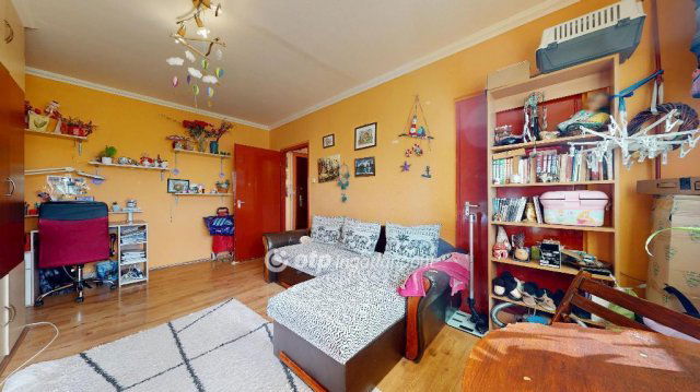 Eladó panellakás, Miskolcon 24.4 M Ft, 1+1 szobás