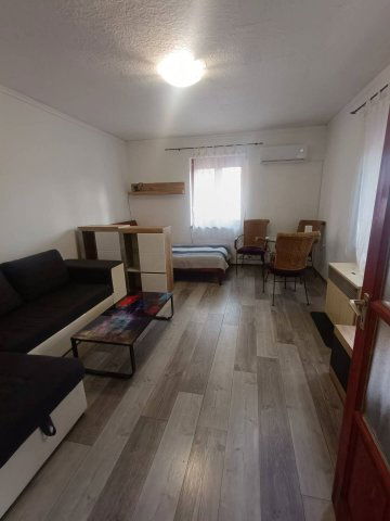 Eladó téglalakás, Pécsett 44.5 M Ft, 1+1 szobás