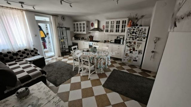 Eladó téglalakás, Kistarcsán 62 M Ft, 3 szobás