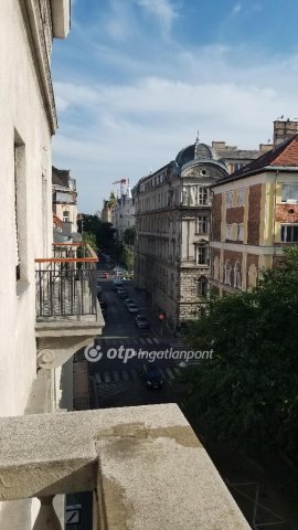 Kiadó téglalakás, albérlet, Budapesten, V. kerületben, 1 szobás