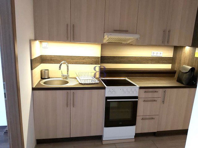 Kiadó téglalakás, albérlet, XIII. kerületben, Kresz Géza utcában