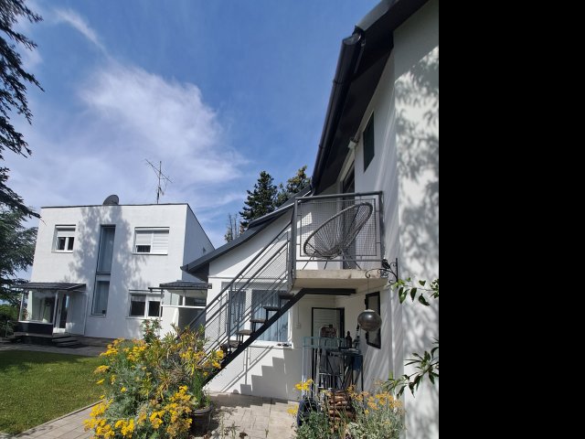 Eladó családi ház, Balatonakarattyán 530 M Ft, 6 szobás