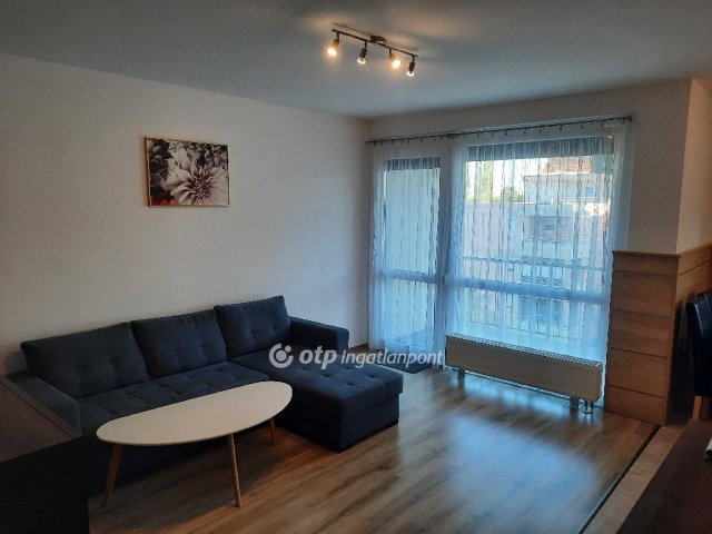 Kiadó téglalakás, albérlet, Nyíregyházán 190 E Ft / hó
