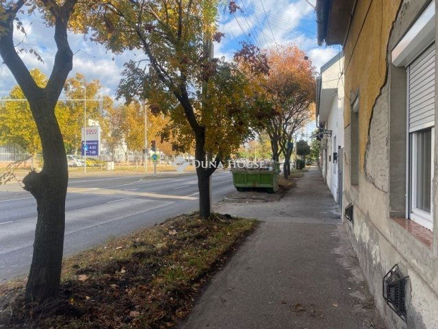 Eladó téglalakás, Budapesten, XXI. kerületben 34 M Ft, 3 szobás