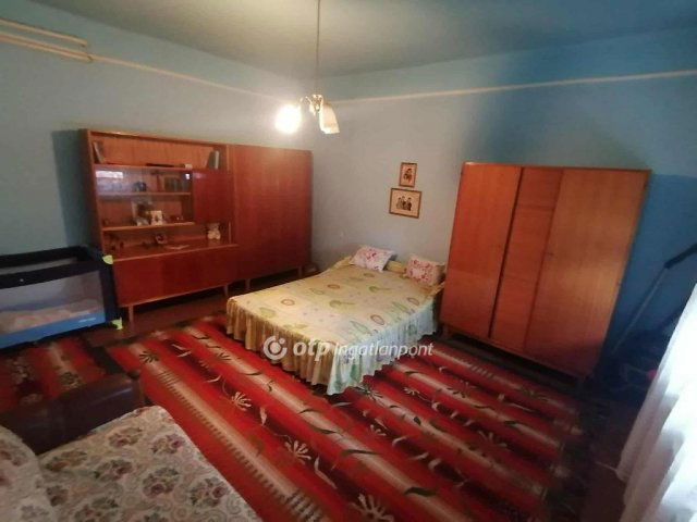 Eladó családi ház, Tabdin 18.99 M Ft, 3 szobás