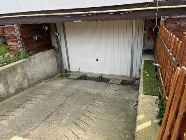 Eladó ikerház, Szigethalmon 54.3 M Ft, 1+3 szobás