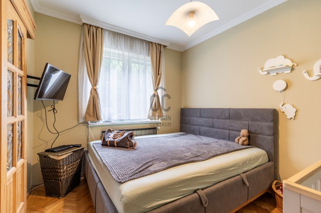 Eladó téglalakás, Budapesten, II. kerületben, Bimbó úton