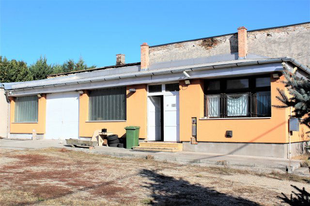 Kiadó ipari ingatlan, Budapesten, XX. kerületben 350 E Ft / hó