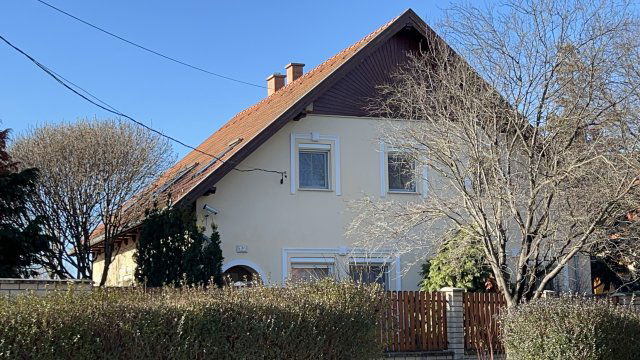 Eladó családi ház, Makón, Munkácsy utcában 126 M Ft, 7 szobás