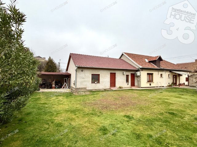Eladó családi ház, Kiskunfélegyházán 32.9 M Ft, 3 szobás