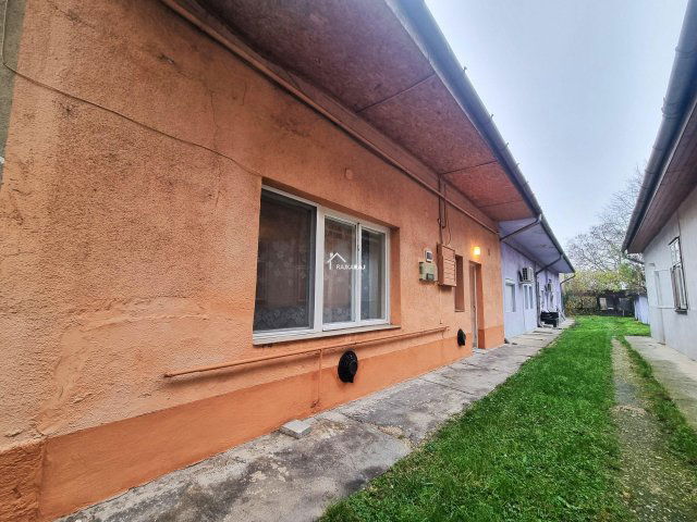 Eladó téglalakás, Mosonmagyaróváron 22.5 M Ft, 1 szobás