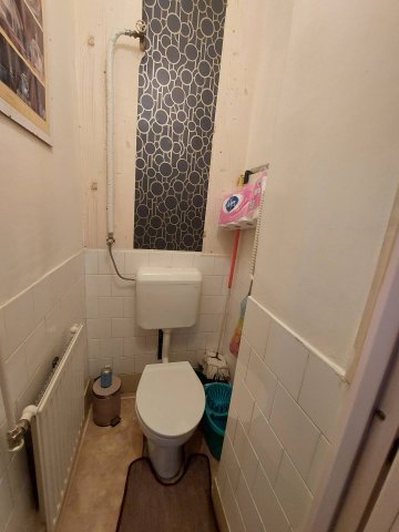 Eladó családi ház, Dorogon 160 M Ft, 7 szobás