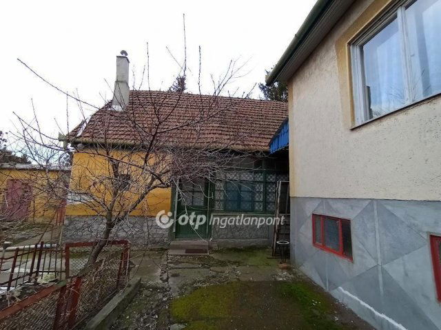 Eladó családi ház, Hatvanban 45 M Ft, 3+1 szobás