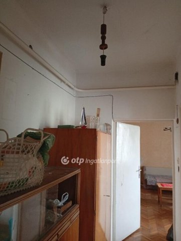 Eladó téglalakás, Budapesten, XXI. kerületben 43.5 M Ft