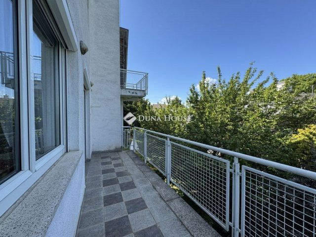 Eladó téglalakás, Budapesten, II. kerületben 191.52 M Ft