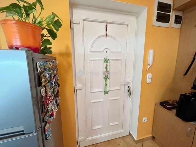 Eladó téglalakás, Szombathelyen 52 M Ft, 3 szobás