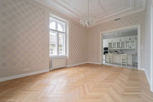 Eladó téglalakás, Budapesten, VI. kerületben, Andrássy úton