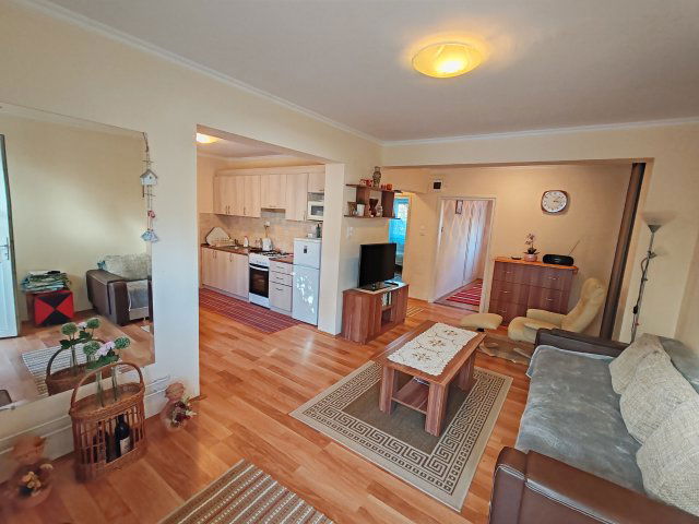 Eladó családi ház, Cserkeszőlőn 46.5 M Ft, 2 szobás