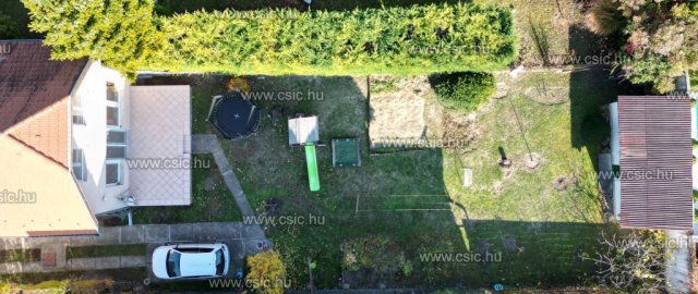 Eladó családi ház, Budapesten, III. kerületben 230 M Ft