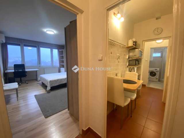 Eladó panellakás, Budapesten, XIV. kerületben 71.5 M Ft, 2 szobás