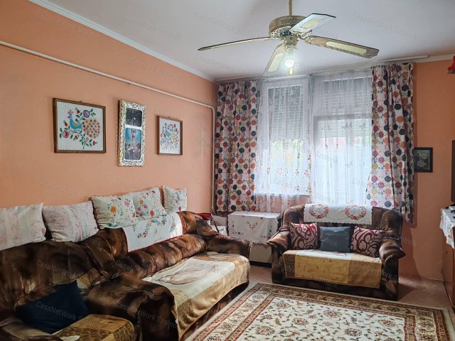 Eladó téglalakás, Szolnokon 29.9 M Ft, 1+1 szobás