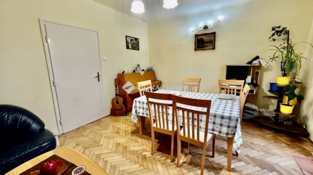 Eladó sorház, Szombathelyen 72 M Ft, 3 szobás
