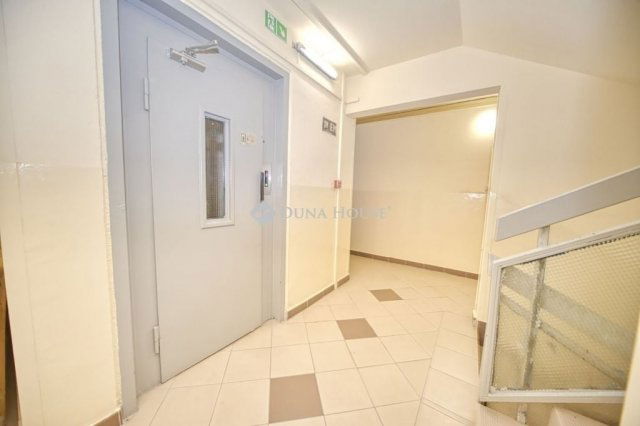 Eladó panellakás, Budapesten, XV. kerületben 49.9 M Ft, 2 szobás