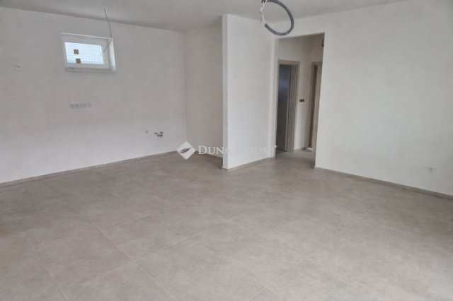 Eladó ikerház, Üllőn 115 M Ft, 4 szobás / költözzbe.hu