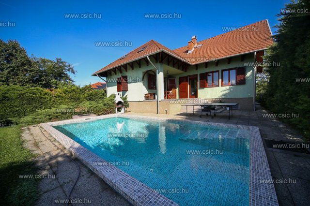 Eladó családi ház, Fóton 179.99 M Ft, 5+1 szobás