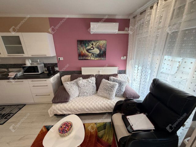 Eladó téglalakás, Zalakaroson 45.9 M Ft, 1 szobás