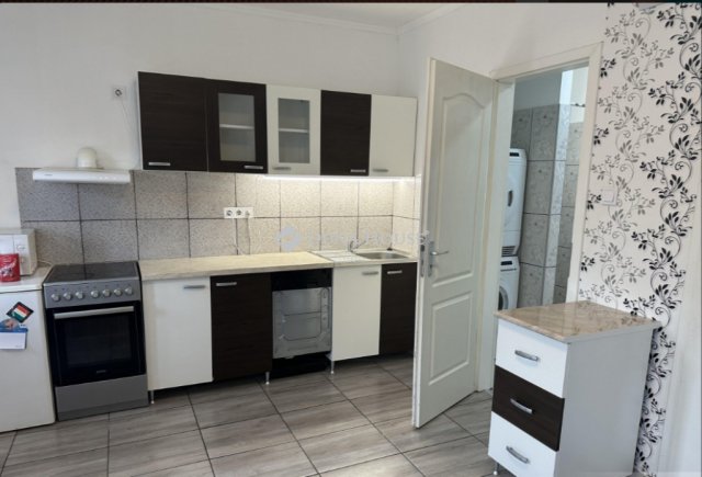 Eladó családi ház, Gyömrőn 189 M Ft, 16 szobás