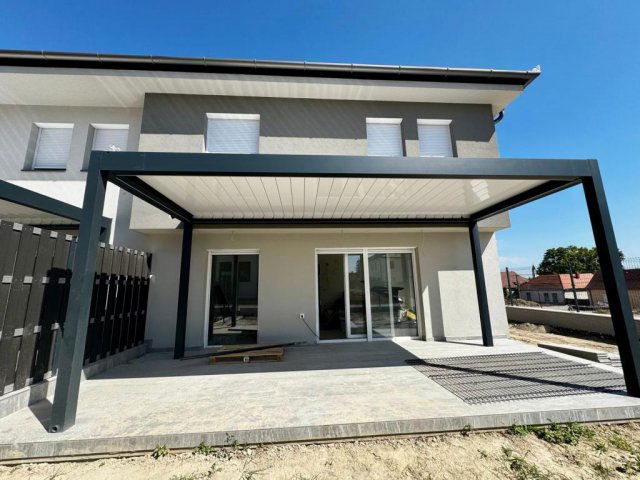 Eladó sorház, Keszthelyen 114.9 M Ft, 6 szobás